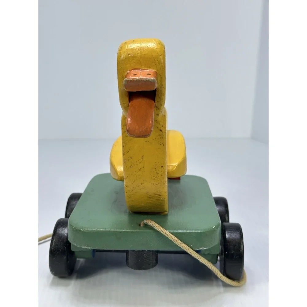Vintage Pull Behind Wooden Duck Pull Toy It's Beak Opens Closes When Pulled 1987